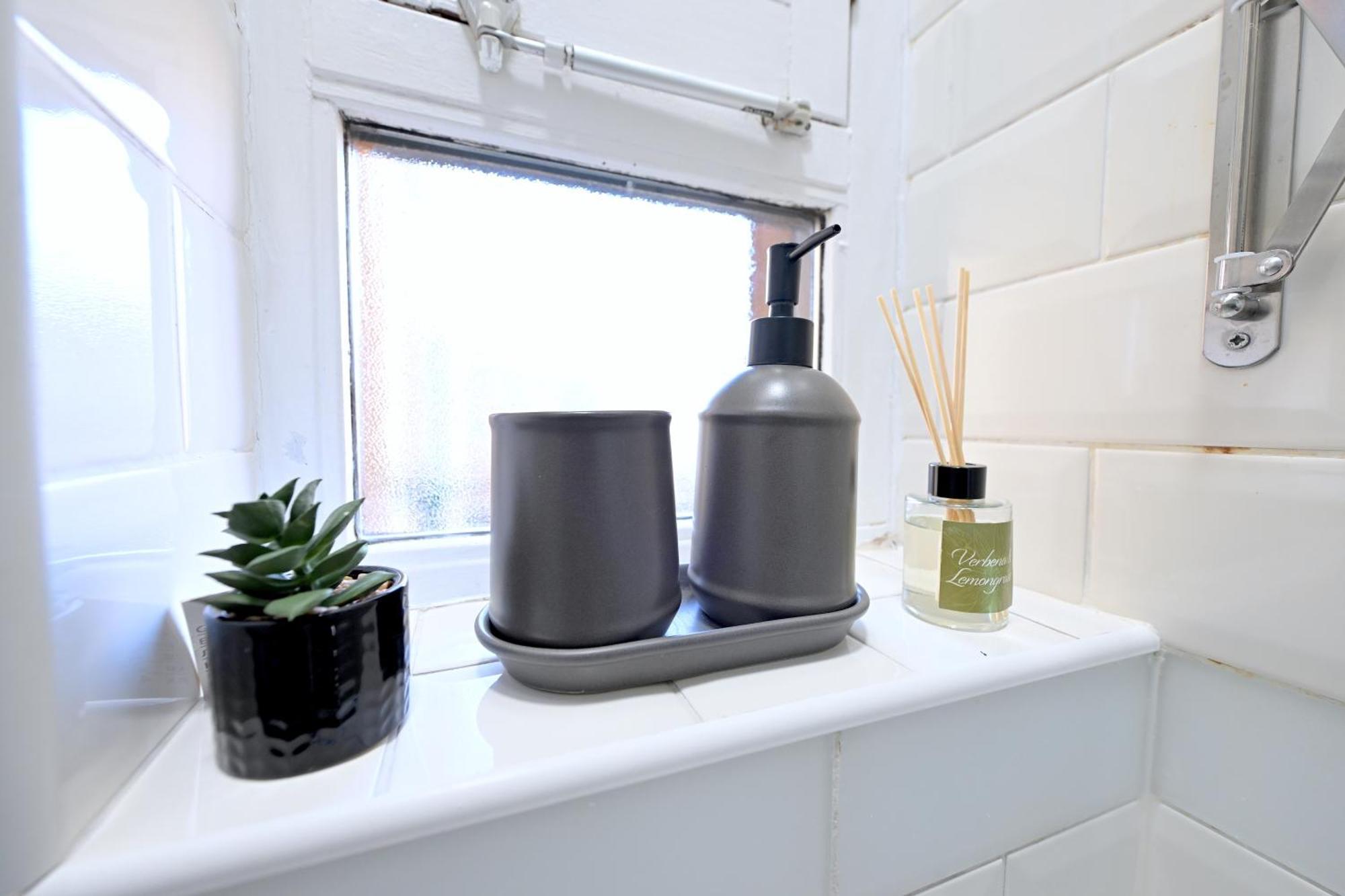 3 Bed Flat In King's Cross Station - Zone 1 Appartamento