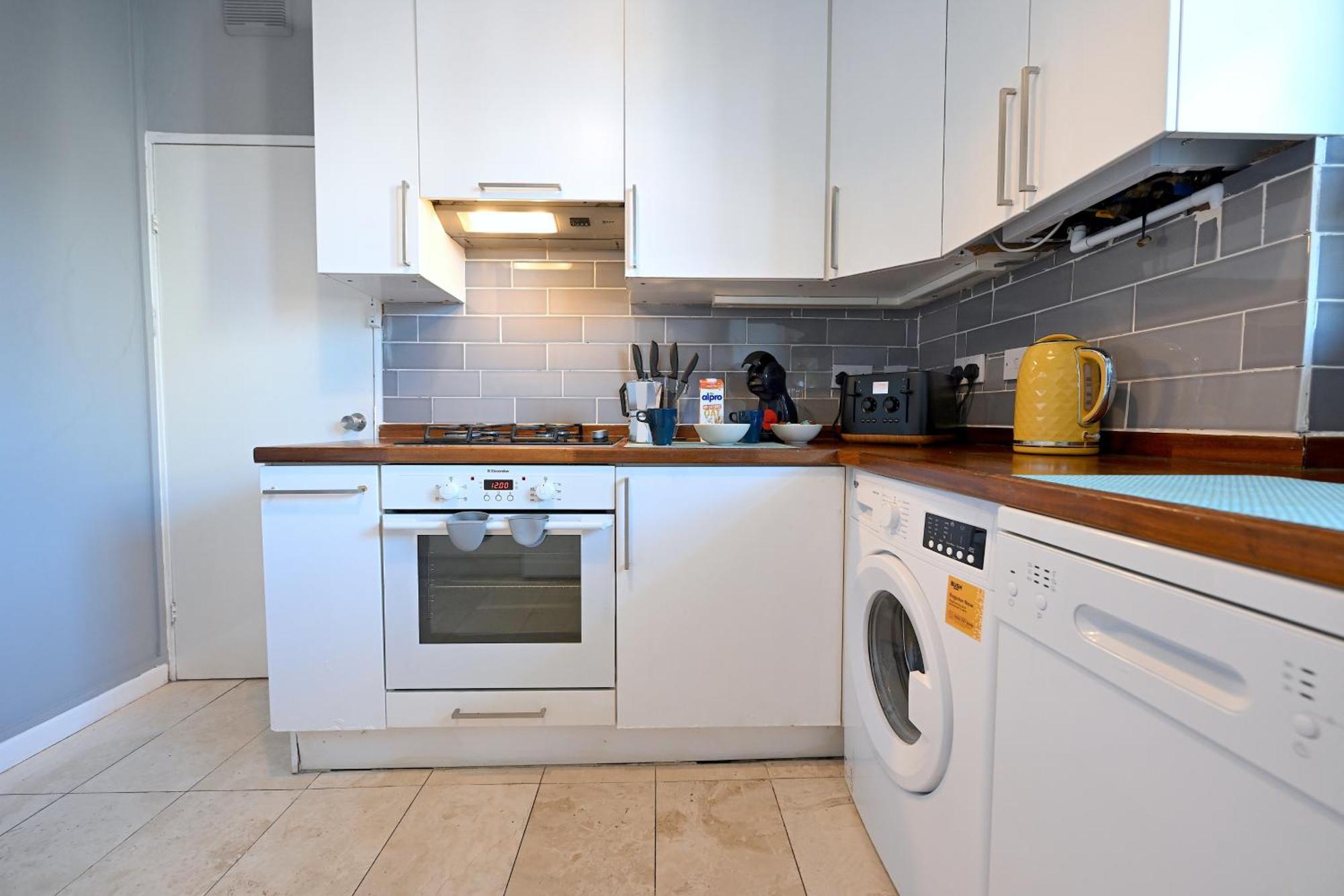3 Bed Flat In King's Cross Station - Zone 1 Appartamento *