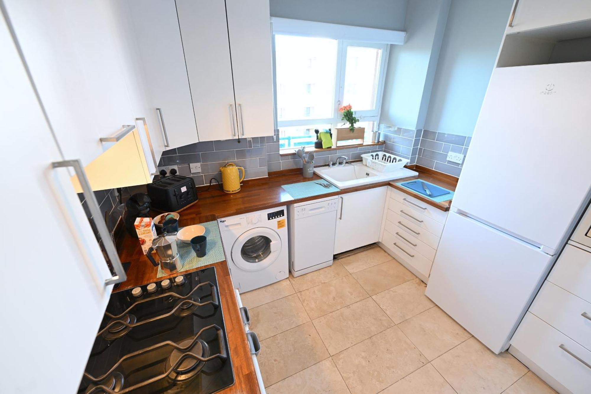 3 Bed Flat In King's Cross Station - Zone 1 Londra